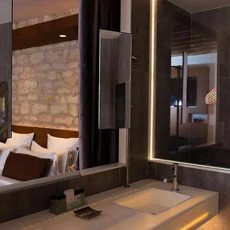 Hotel Select 4*