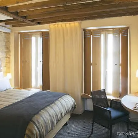 Select 4* Paris