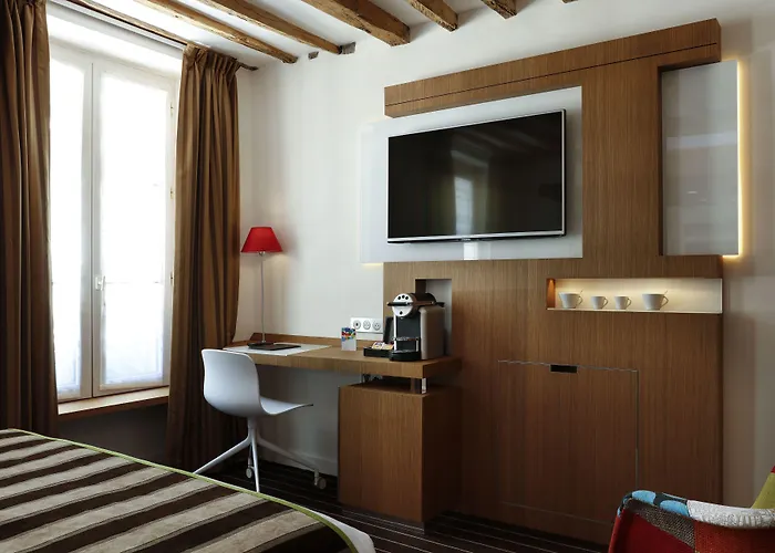 Hotel Select 4*