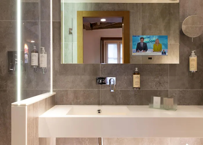 Select Hotel 4*