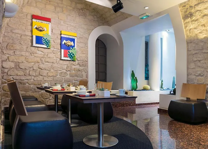 Hotel Select 4*