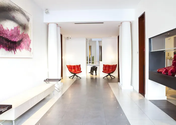 Select 4* Paris