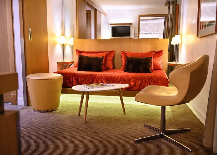 Select Hotel 4*