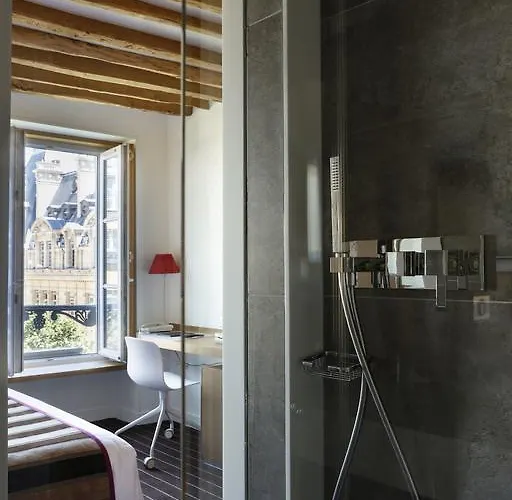 Select 4* Paris