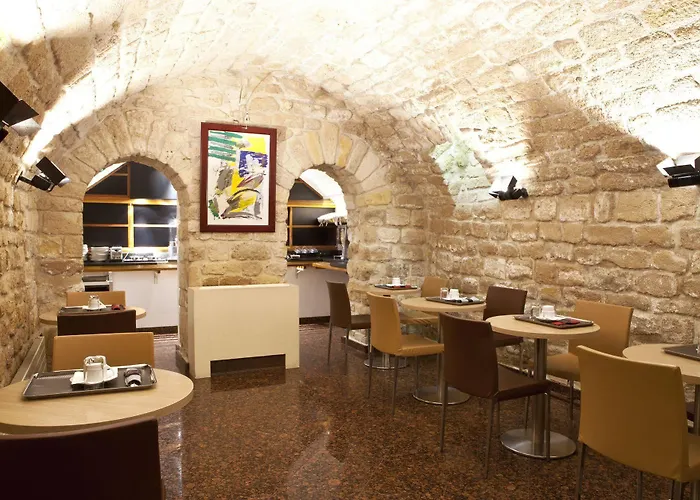 Select Hotel Paříž