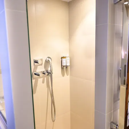 Hotel Select 4*