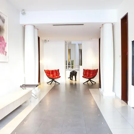 セレクト 4* パリ