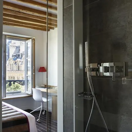 Select 4* Paris